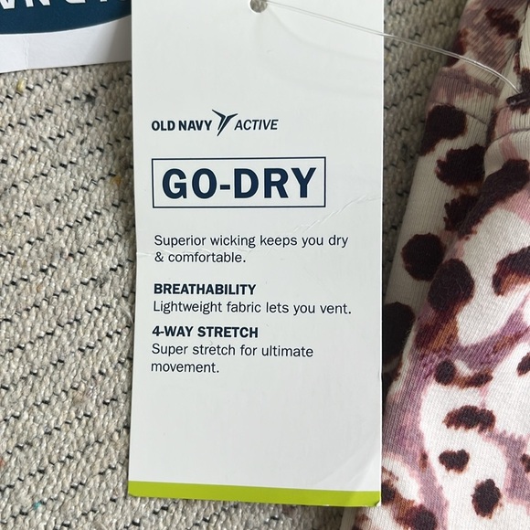 Old Navy balance high rise Pink cheetah 7/8 ankle go-dry Leggings size small - Picture 4 of 14